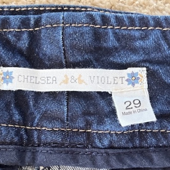 Chelsea & Violet Denim Crop Jeans with Tie Belt Women's Size 29 - Picture 4 of 7